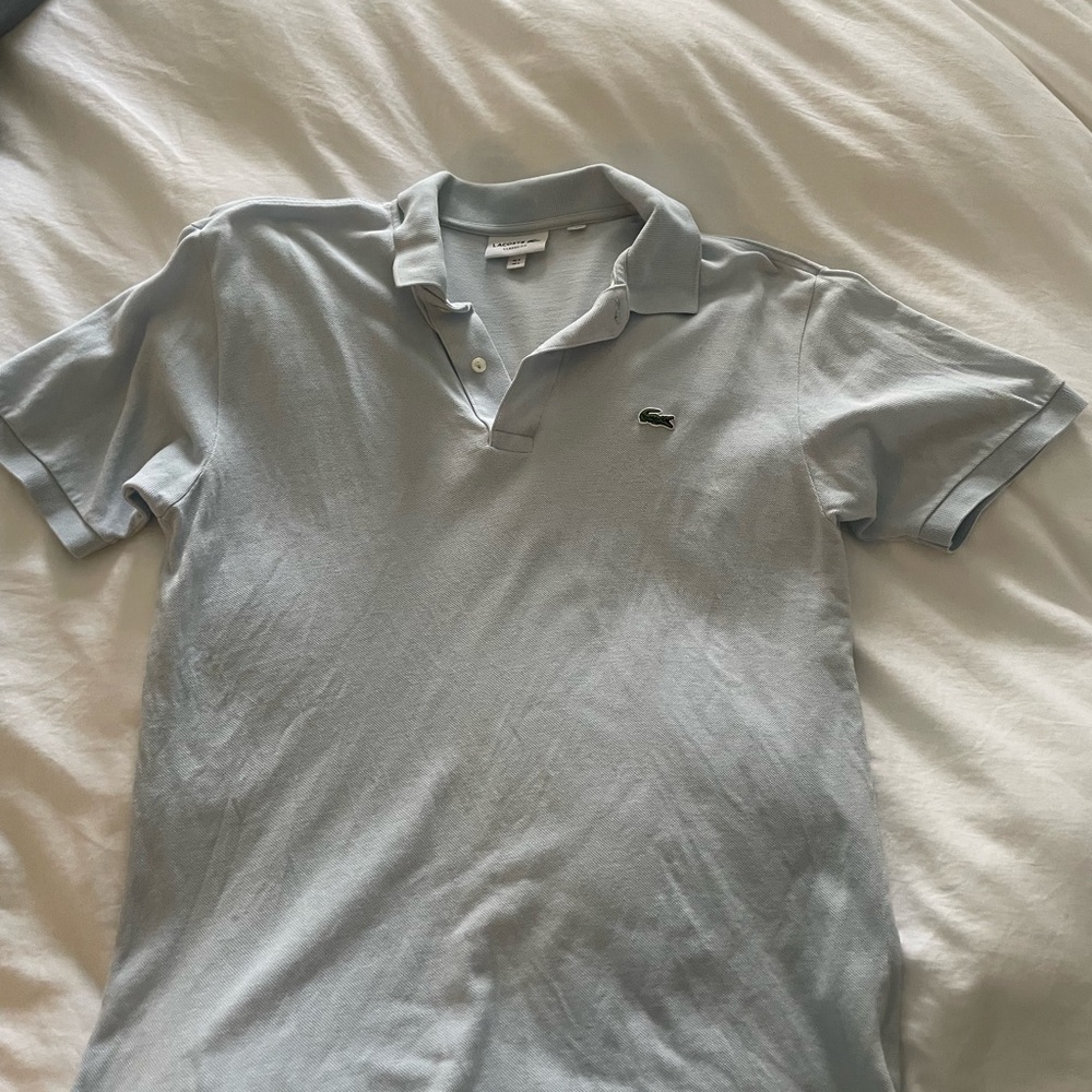 Lacoste classic Fit size Large light blue polo
